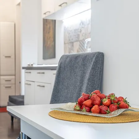 Margit Apartment
