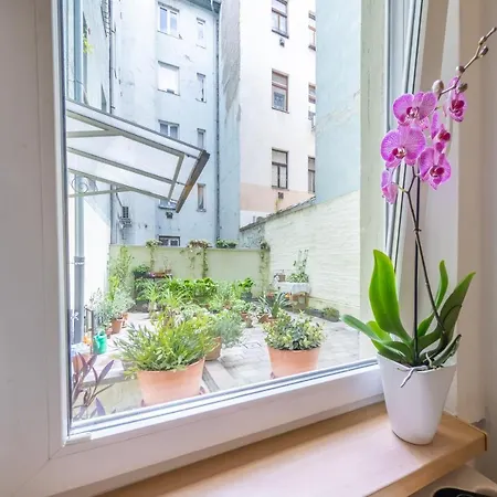 Apartment Margit *