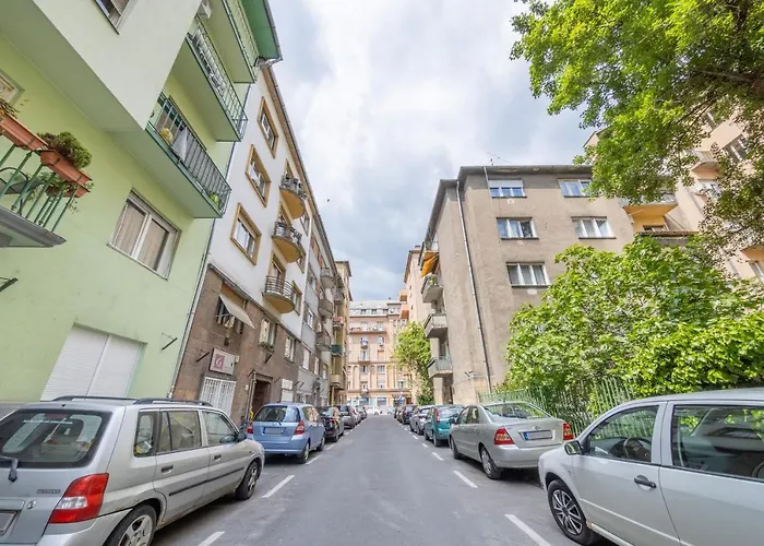 Margit Apartamento *